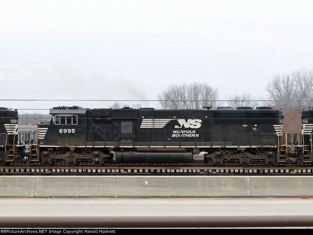 NS 6995